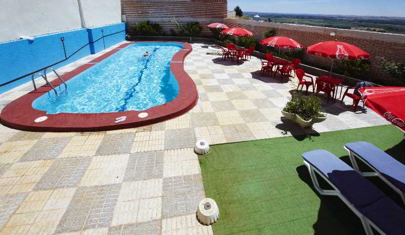 โฮสปิเดียม โฮเทล ฆวนที่ 2 Hotel โตโร ภายนอก รูปภาพ